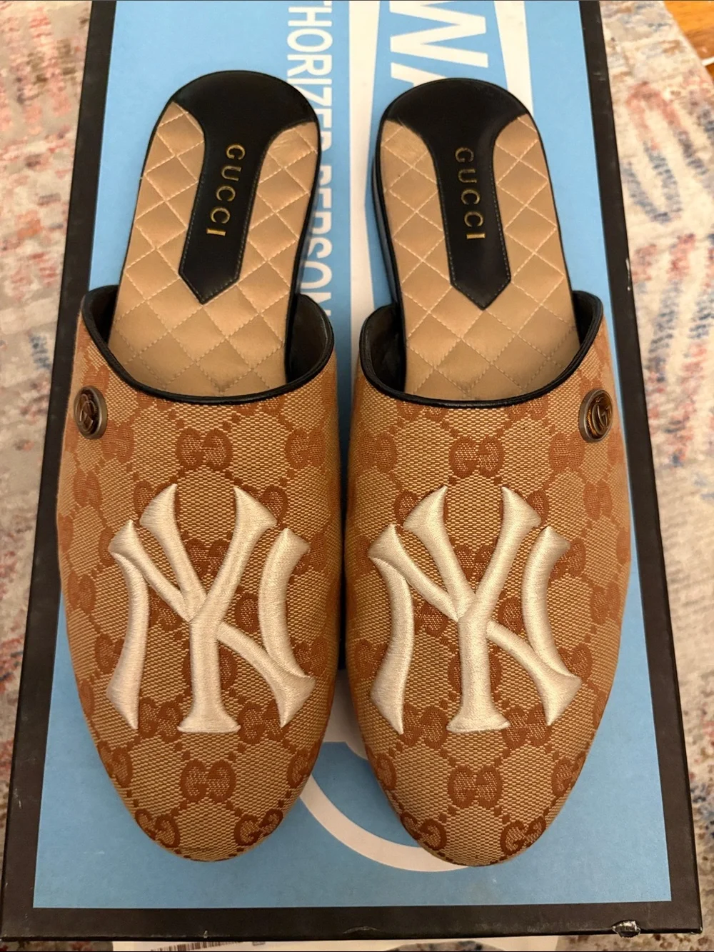 Gucci X NY Yankees Princeton Mules Size 7
